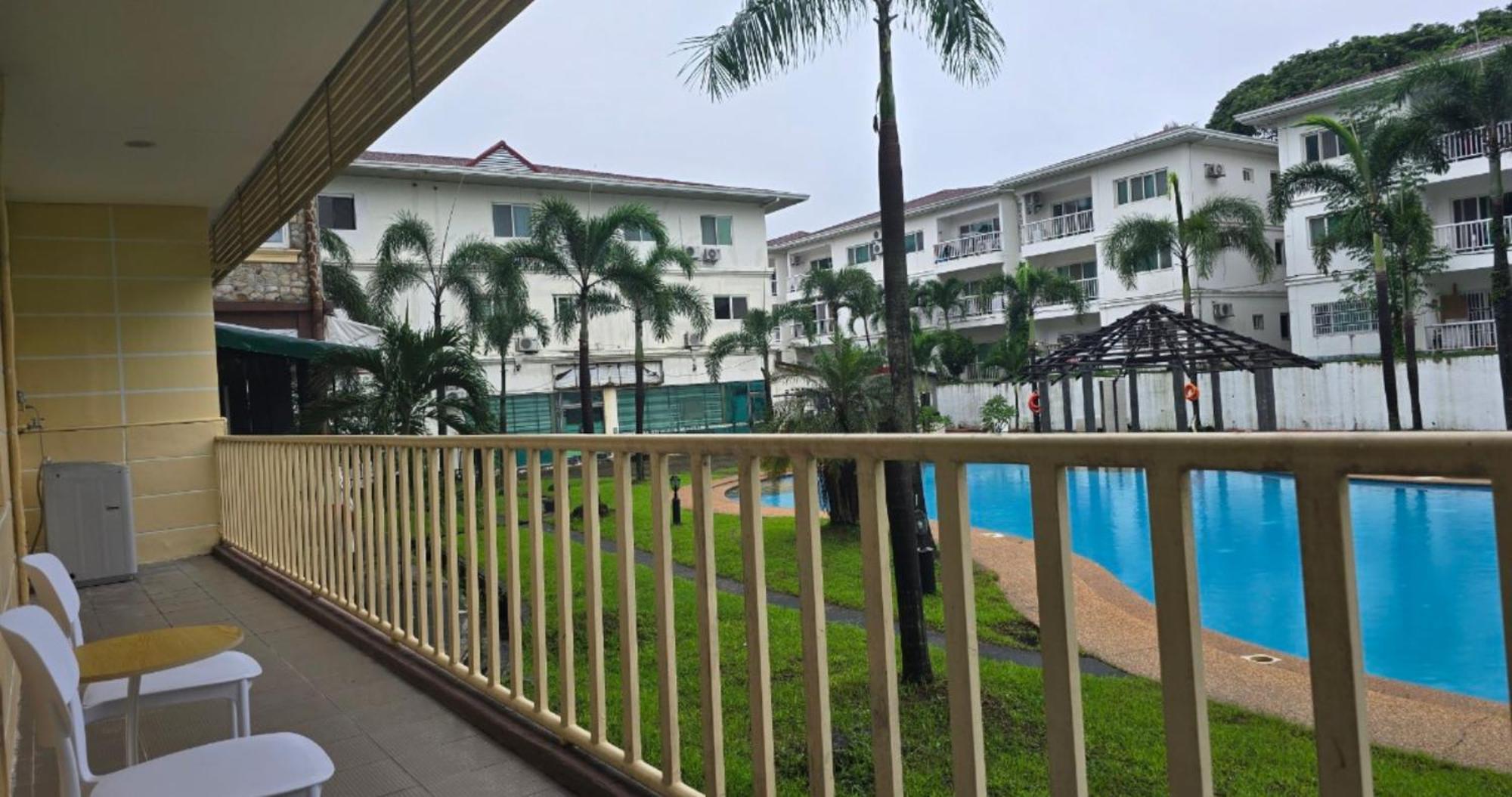 Aston Stay And Villas Mabalacat 外观 照片
