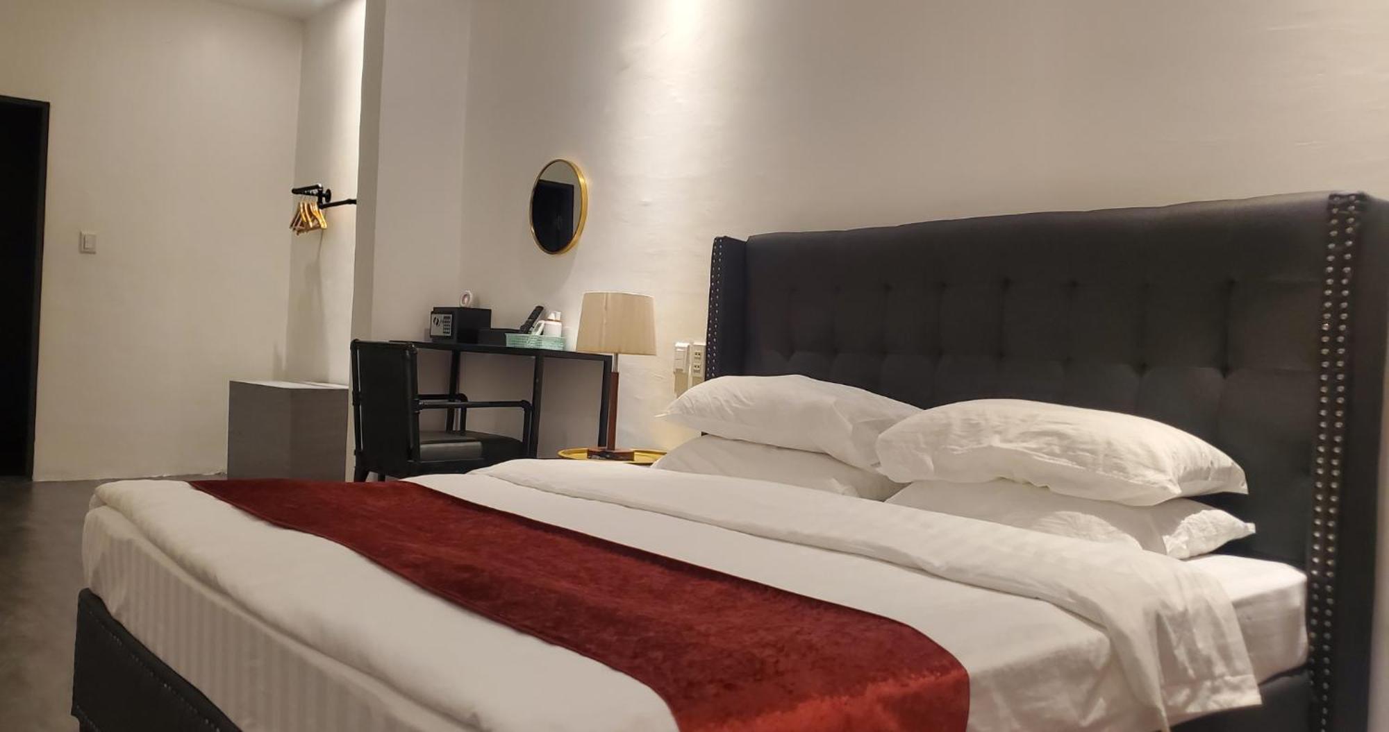 Aston Stay And Villas Mabalacat 外观 照片